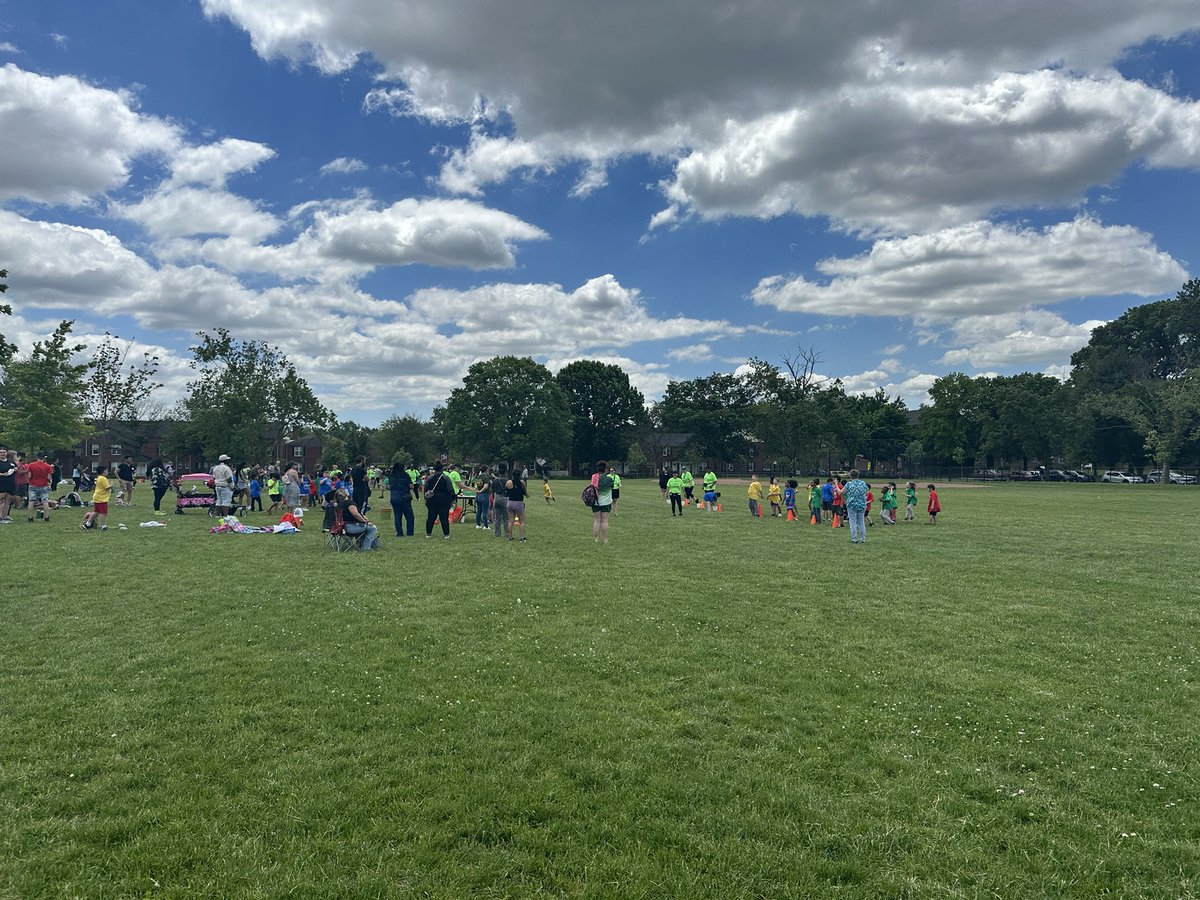 Field Day was AMAZING!!! Our DES Owls were amazing! <a href="/LGaphardt/">Lauren Gaphardt</a> <a href="/TeamDundalkES/">TeamDundalkES</a>
