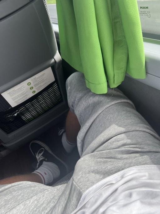 I wonder why people sit next to me when there are fully empty seats on the bus 😏  #public #boner #commando<a href="/tag/public"class="tags"><span>#public</span></a><a href="/tag/voyeur"class="tags"><span>#voyeur</span></a><a href="/tag/commando"class="tags"><span>#commando</span></a><a href="/tag/uncut"class="tags"><span>#uncut</span></a><a href="/tag/boner"class="tags"><span>#boner</span></a><a href="/tag/dareme"class="tags"><span>#dareme</span></a>