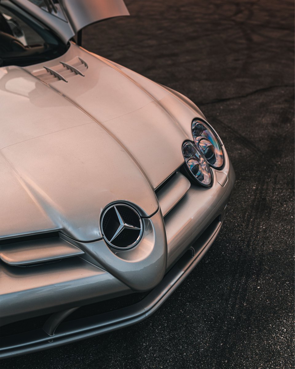 Our kind of silver lining.​ The Mercedes-Benz SLR McLaren.​ 📸 IG: nirmeet.patel​ #MercedesBenz #SLR