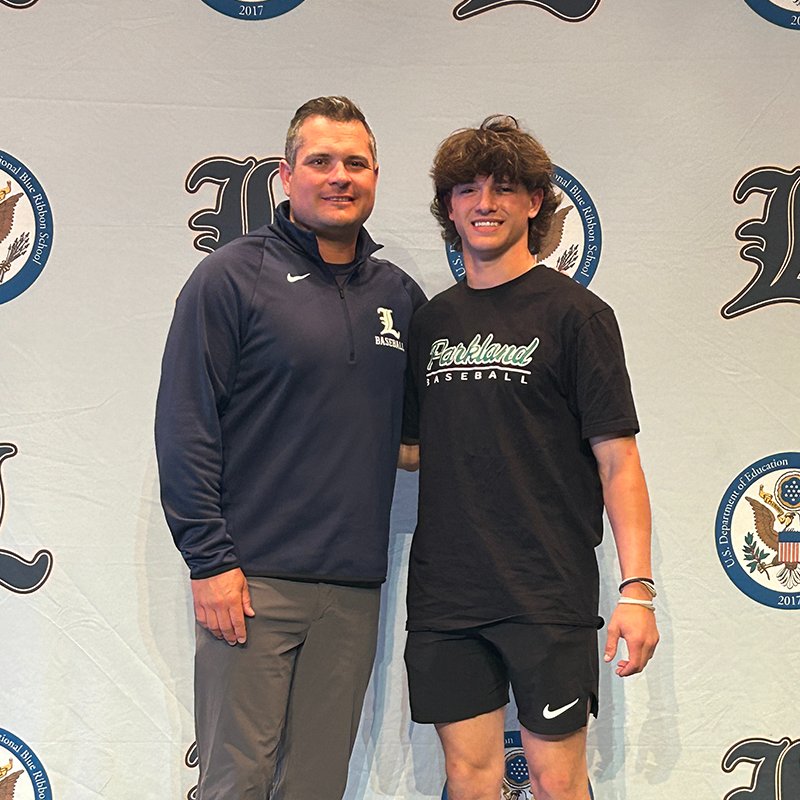 Congratulations to @Lemont_Baseball's Max Michalak (@MaxMichalak_), who has committed to play baseball at Parkland College (@Cobra_Baseball)! Click here to read more: lhs210.net/about-us/news-… #WeAreLemont #Cobras🐍