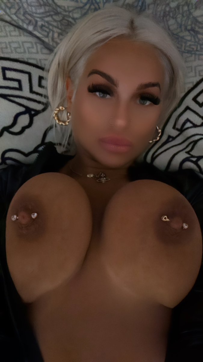 Telegram for my content 😈💦cole97x @nicolem92294640 RETWEET IF YOU LOVE MY SEXY BIG NATURAL TITTIES 🤪🌶️ 🍒
