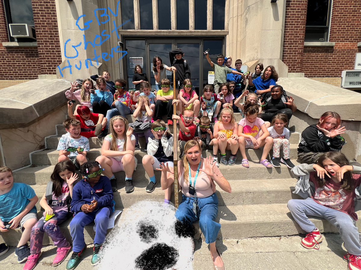 GBV ghost hunters second last meeting for the school year! 📸 👻 @GEDSB #beGRyphonGRand