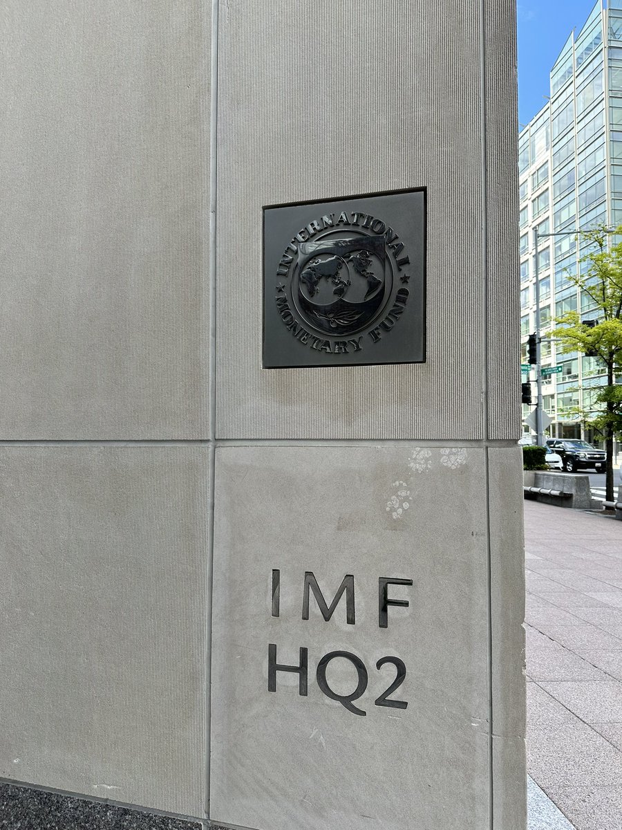 We presented our paper CAN PRICE CONTROLS BE OPTIMAL? at the IMF today. Super constructive discussion. Economics has come a long way in this debate since 2021. Link to paper: scholarworks.umass.edu/econ_workingpa… Link to op-ed on the paper: project-syndicate.org/commentary/str…