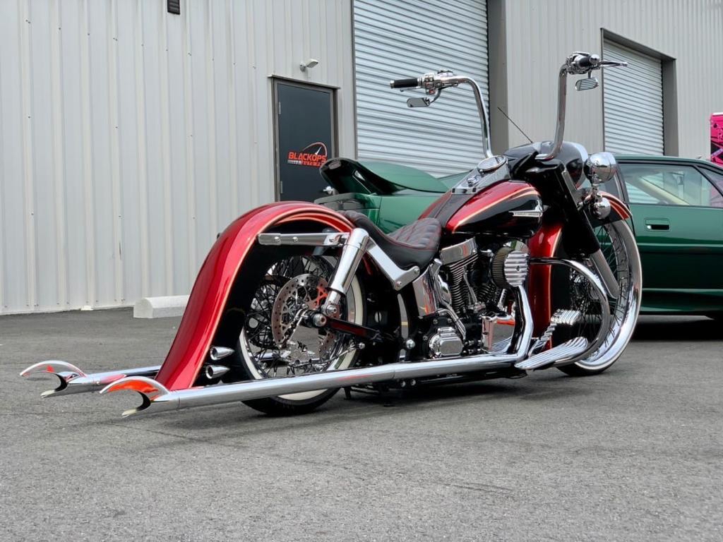 When lines, colour and shape come together.
cuztomkraft.com

#harleydavidson #streetglide #roadking #roadglide #softail #Deluxe #oldstyle #heritagesoftail #softail  #loveoldschool #harleydavidson #roadglide #streetglide #bagger