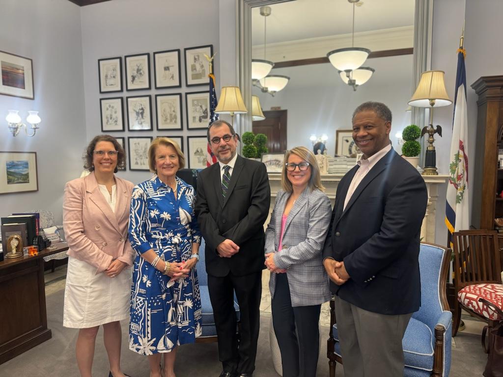 Thank you, @SenCapito, for taking the time to meet with @AACI_President and @VCUMassey Director @DrRobWinn, AACI Executive Director Jennifer Pegher, @WVUCancer Director @HHazardJenkins, and Ashkan Emadi of WVU Cancer Institute. #AACIOnTheHill #AACROnTheHill #FundNIH #FundNCI