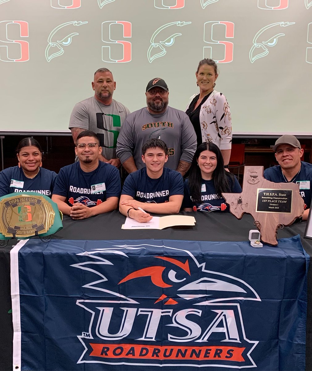 Congratulations to Harlingen High School South student-athlete, Ethan Hernandez, who just signed his letter of intent to join the University of Texas at San Antonio powerlifting team! We wish you the best for next year!