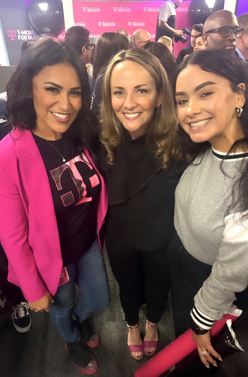 Kassie Perez (@kassie919) on Twitter photo The energy today during our <a href="/TMobileBusiness/">T-Mobile Business</a> Town Hall was incredible!
Thank you <a href="/CallieField/">Callie Field</a> for showing Mailtland so much love 💗 The energy today during our <a href="/TMobileBusiness/">T-Mobile Business</a> Town Hall was incredible!
Thank you <a href="/CallieField/">Callie Field</a> for showing Mailtland so much love 💗