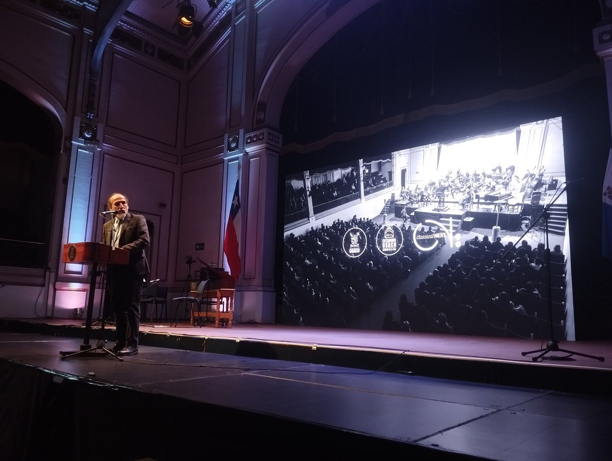 ¡Ganamos! 🤩 La <a href="/usach/">Universidad de Santiago de Chile</a> se convirtió en el único proyecto latinoamericano en ganar el “Innovation Award” de Classical:Next, el evento de música clásica más importante del mundo.

¡Felicitaciones a todo el equipo del Departamento de <a href="/extensionusach/">Extensión USACH</a> por su invaluable labor! 🎻🎶