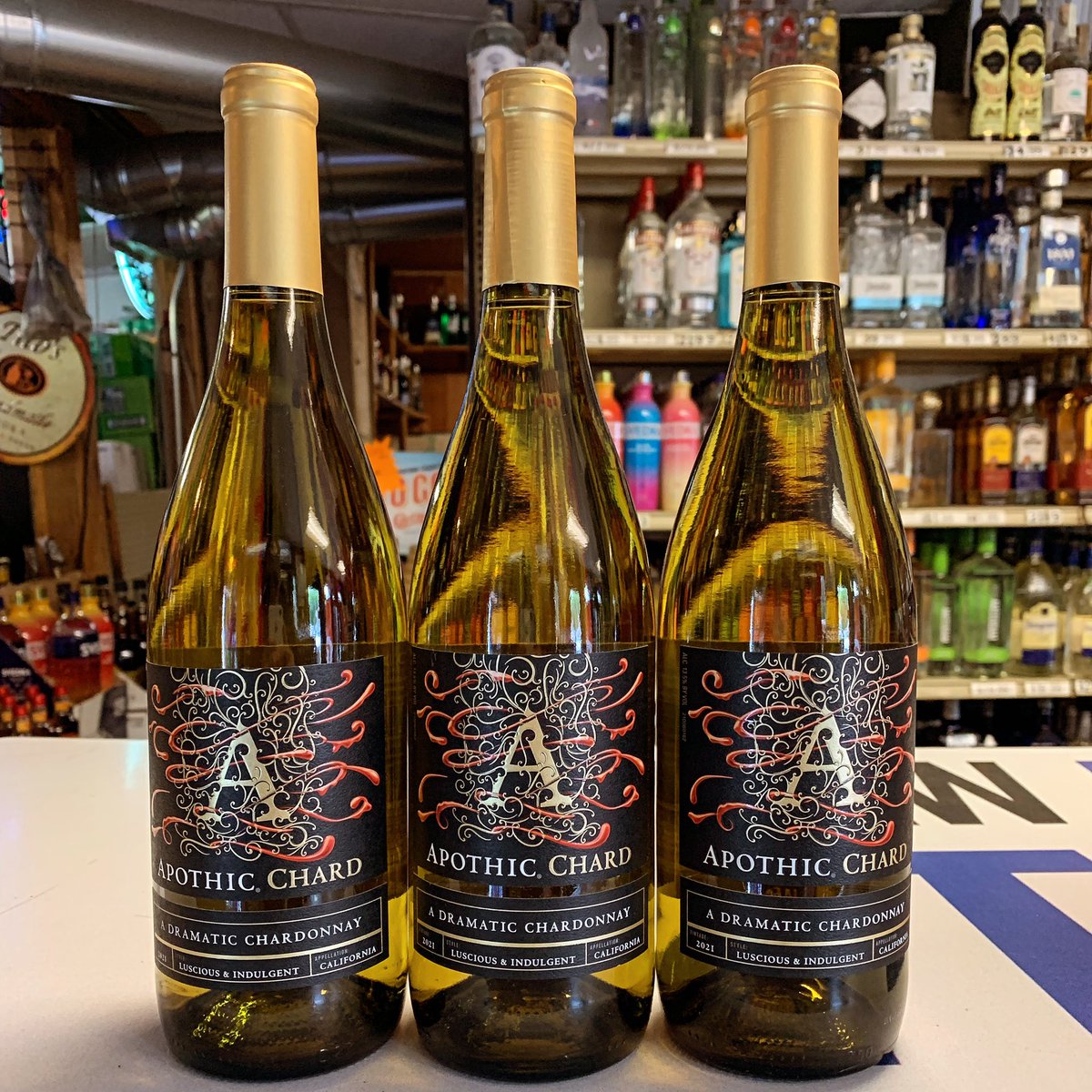 Come shop with us and grab yourself a bottle of Apothic Chardonnay. It’s delicious and affordable.🍷

#wine #chardonnay #apothicwine #apothicchardonnay #chardonnywine #winelover #lexingtonky #kentucky #visitlex