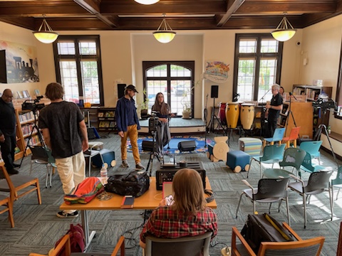 Frank & Friends are here and prepping for tonight!🎶🎉 Come out to the Electra C Doren Branch TONIGHT at 6PM for #TinyStacks! Thanks to our sponsor Friends of the Dayton Metro Library and to our partners @wyso Public Radio and International College of Broadcasting @ICB_College.