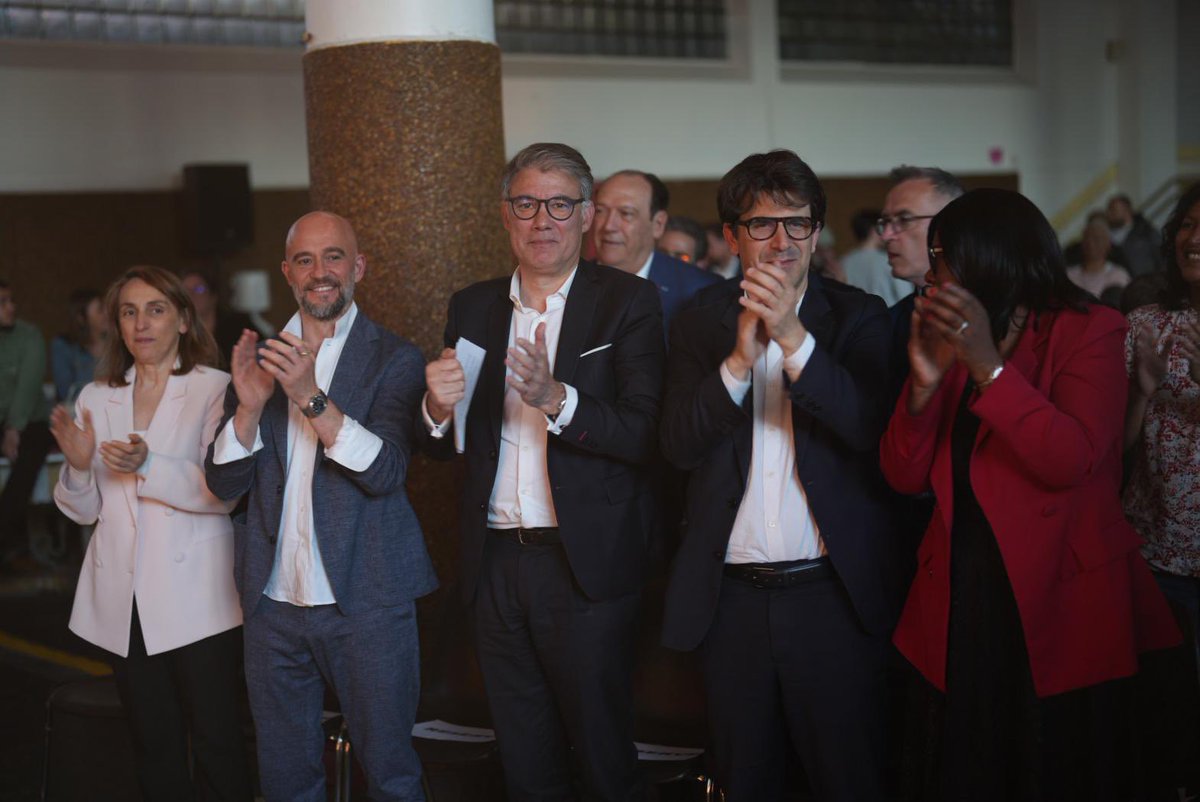 Ce soir au Pré Saint Gervais nous avons parlé Europe et justice sociale ! La Seine-Saint-Denis est prête et déterminée 💪 Merci à @laurent_baron pour l’accueil ! Le 9 juin, un seul objectif : #RéveillerEurope ! 🇪🇺