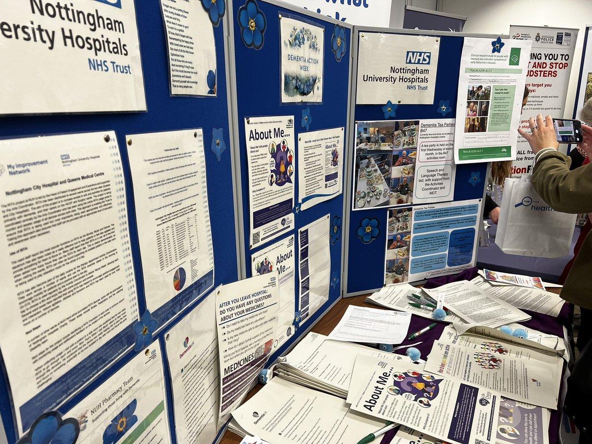 Dementia action week. Fabulous to see such a supportive network of people coming together to support patients and carers living with dementia <a href="/TeamCAS3/">#TeamCAS</a> <a href="/TeamRenal/">The Renal Team@nuh</a> <a href="/NUHInstitute/">Institute of Care Excellence</a> <a href="/NUHNursing/">NUH Nursing</a> <a href="/JenParrish_CNS/">jennifer parrish</a> <a href="/SarahBrand21/">Dr Sarah Brand RN PhD</a>