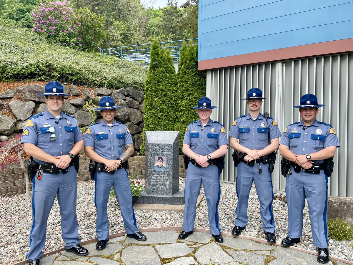 Congrats to District 8 Bremerton Detachment on getting the 2023 Detachment of the year award. Every member of the team played an integral part in receiving this award. #YourWSP #Congratulations