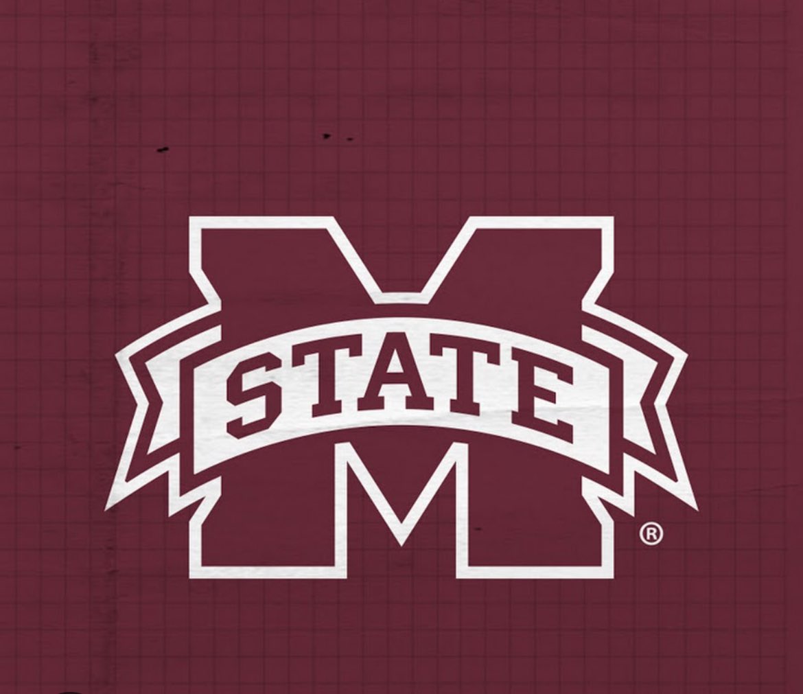 Just recently invited to the Top Dawg Camp on May 30th for @HailStateFB Count me in. Ready to compete against the best in the state! @_AndrewLutz @Jay_Clem_ @CoachCKennedy @Coach_Leb @Coach__Schafer @CoachRMcKim @Kalyn_Rob @JameyDubose @BiloxiFB @PrepRedzoneMS @MacCorleone74