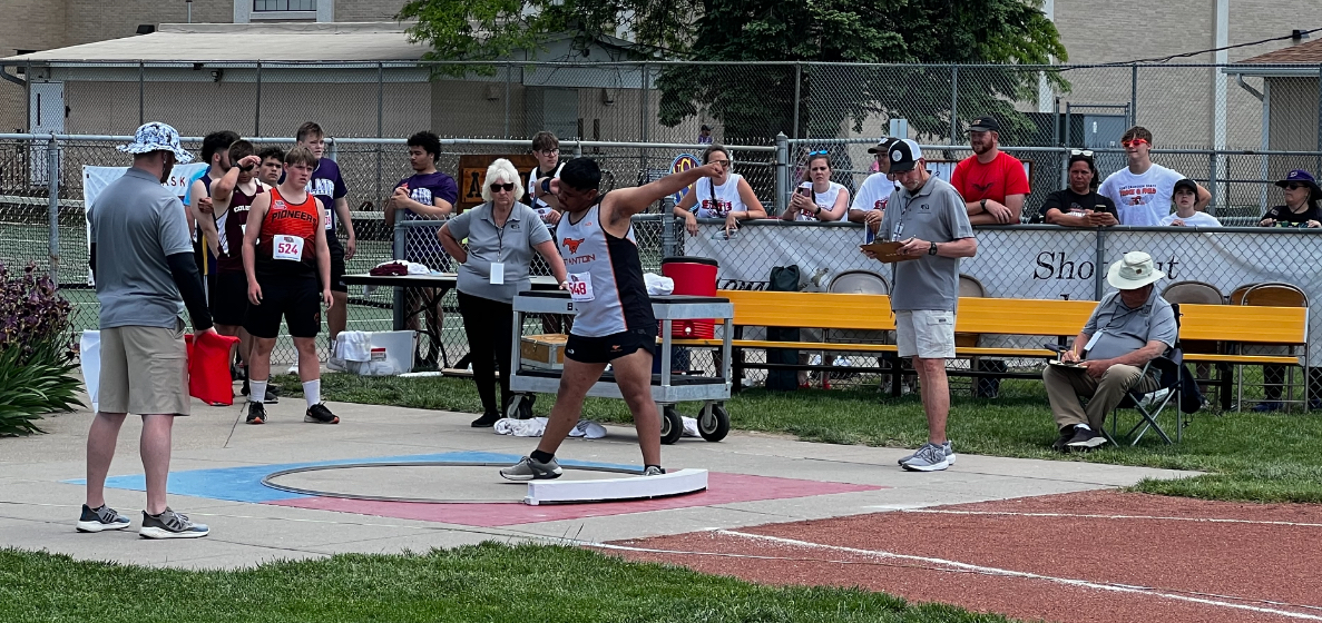 SCSActivities's tweet photo. SILVER MEDALISTS! Congrats to Parker Bickley and Luis Mejia of Stanton on earning second in the state Unified shot put 

#MustangPride🐴🥈 https://t.co/UamIPEEIXM