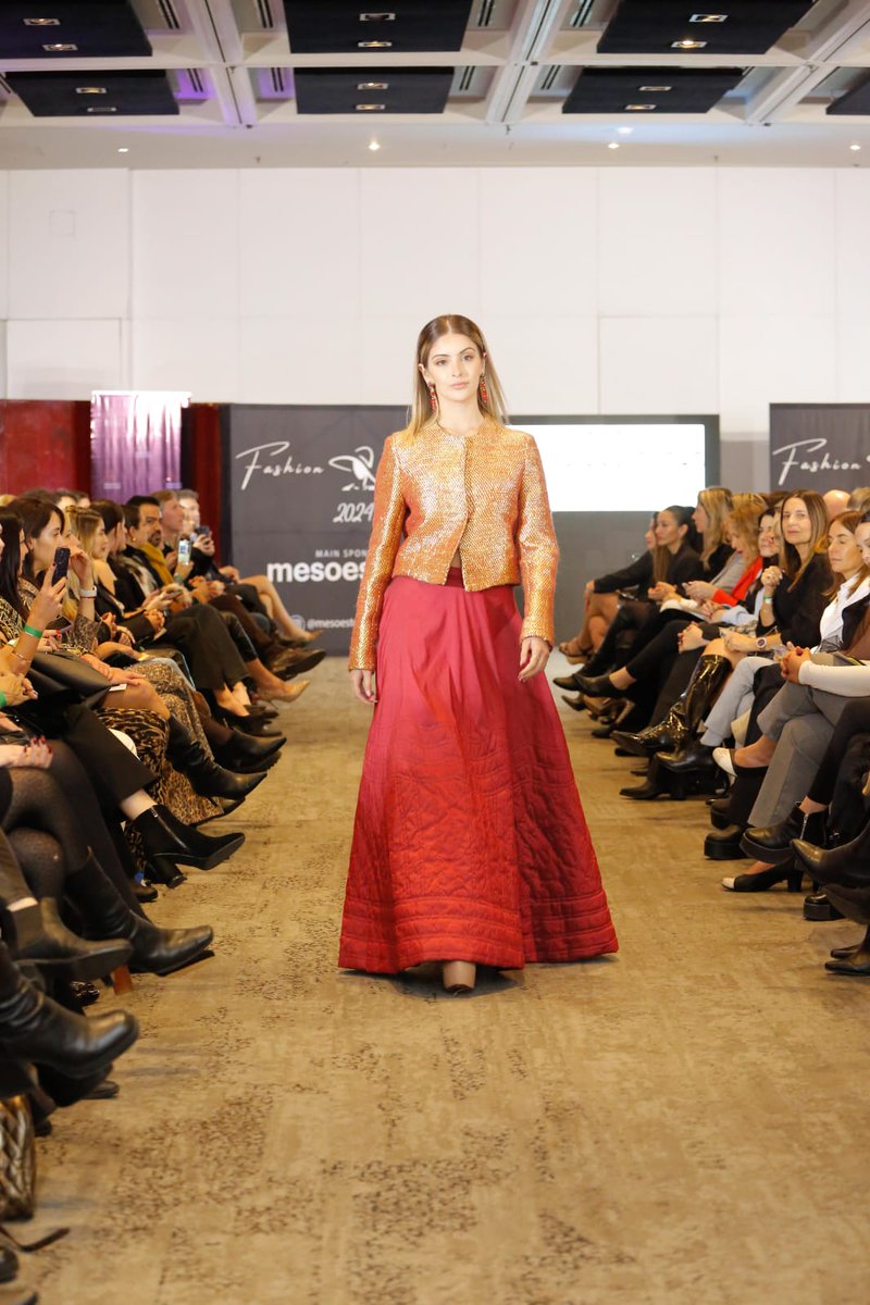 franayala's tweet photo. Presentación de mi colección #IDENTIKIT en el Hotel Marriot.
Gracias @vlcmarketing Por la Producción General y a :
@mesoestetic
-@bioestetica
-@andremasy
-@motivahealthargentina
-@royalclass_fly
-@avene
-@alfaparfmilan https://t.co/yrmoD4XmLH