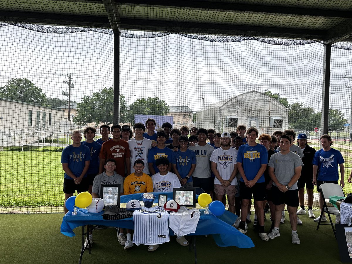 Clemens Baseball tweet media