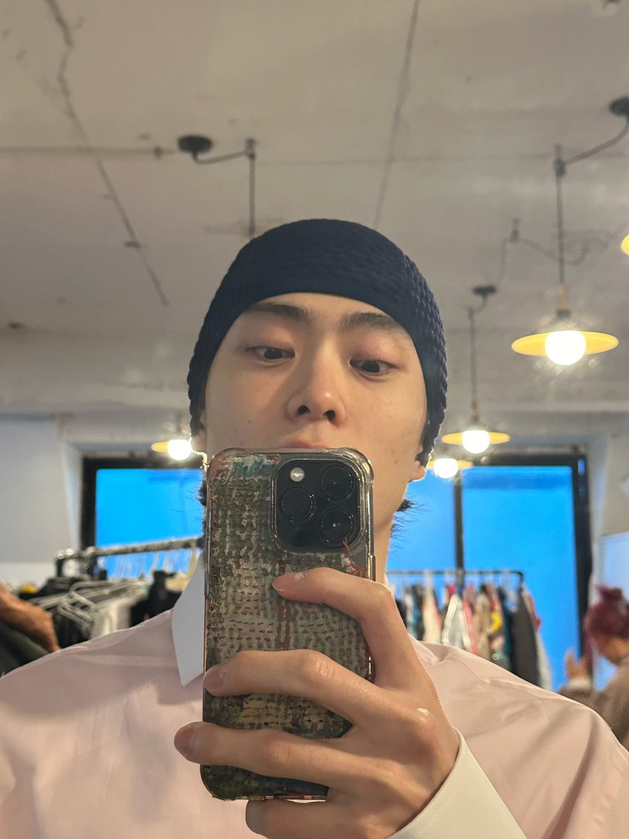 뷔♡ tweet media