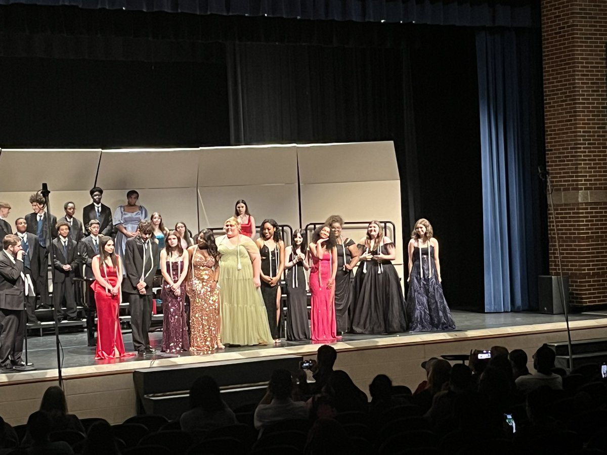 Excellent Choir Performance!  These kids are special no doubt. 💙 @NFHS_TrueNorth @forneyfinearts @justinwterry @forneyisd #TrueNorth #excellence