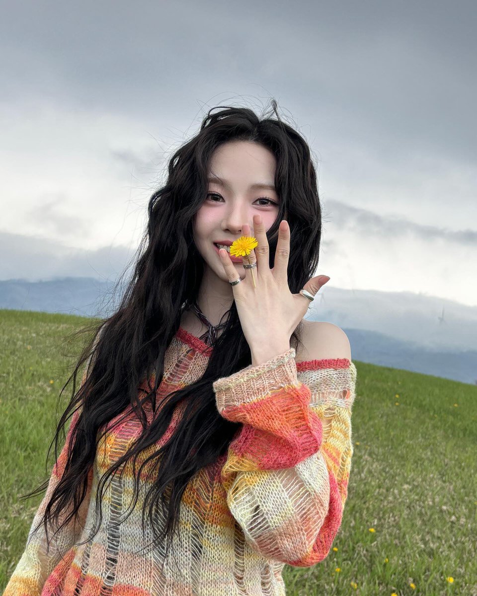 evibluu 🍋 tweet media