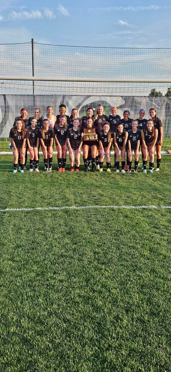 Congratulations on your regional championship Ladies! Total team effort tonight. Jillian Hermann earning the HARD HAT! Great job Jill! Great game!
#ProtectThePack