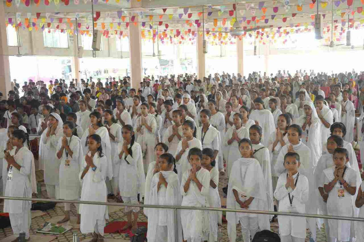 Many students camps for #BrightFutureOfStudents are being organised in Sant Shri Asharamji Ashram across the country. Overall development of attendees ensured in these camps.
Towards Our Culture