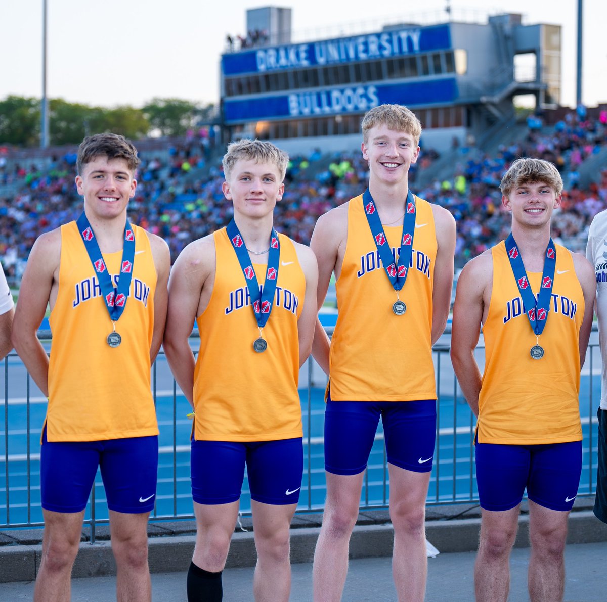 The 4x800 places 🥈 at State! Noah Reese, Calahan Rourke, Garrett Ness, and Brayden Picken run the 10th fastest time in the country this year (7:44.21).