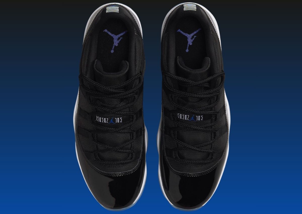 SneakerFiles.com tweet media