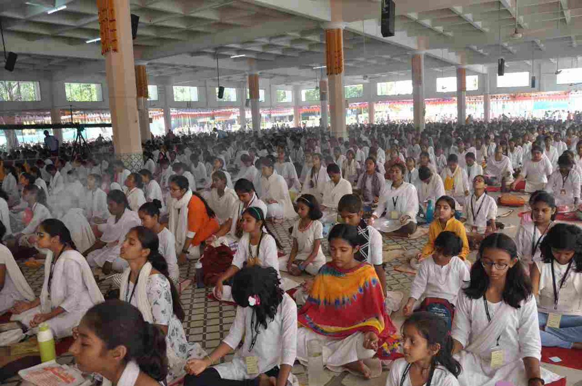 AshokMa81098907's tweet photo. Sant Shri Asharamji Ashram द्वारा, #Bapuji की पावन
प्रेरणा से समय-समय पर #भारत के विभिन्न आश्रमों में ‘योग व उच्च संस्कार सिंचन ’ हेतु शिविरों का आयोजन किया जाता है
#BrightFutureOfStudents
Towards Our Culture
#SunilChhetri #ModiKaun #SRHvsGT #FavouriteIPL #VBA2024 #SSRCase https://t.co/I3CJ8qKq0w