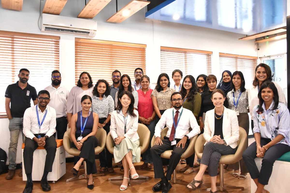 Great to catch up with <a href="/UNDPSriLanka/">UNDP in Sri Lanka</a>’s strategic engagement, digital &amp; innovation (SEDIT) team at our <a href="/CitraLabLK/">Citra Lab</a> to discuss opportunities for scaling up development impact. #moonshot Very lucky ⭐️ to have energetic, talented &amp; dedicated team members!