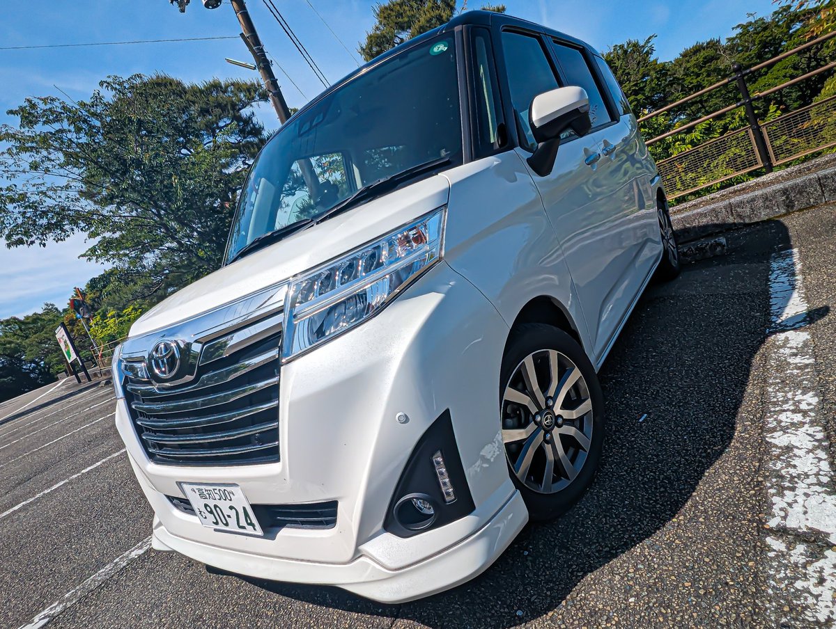 Riku10140317's tweet photo. 車を乗り換えたから更新🚘
これからちょこちょこカスタムしていくぅ
2019年式 ROOMY CUSTOM G-T
型式 DBA-M900A(前期)
 #トヨタ   #ルーミーカスタムGT
 #ツートンカラー https://t.co/9A8ko1p4MD