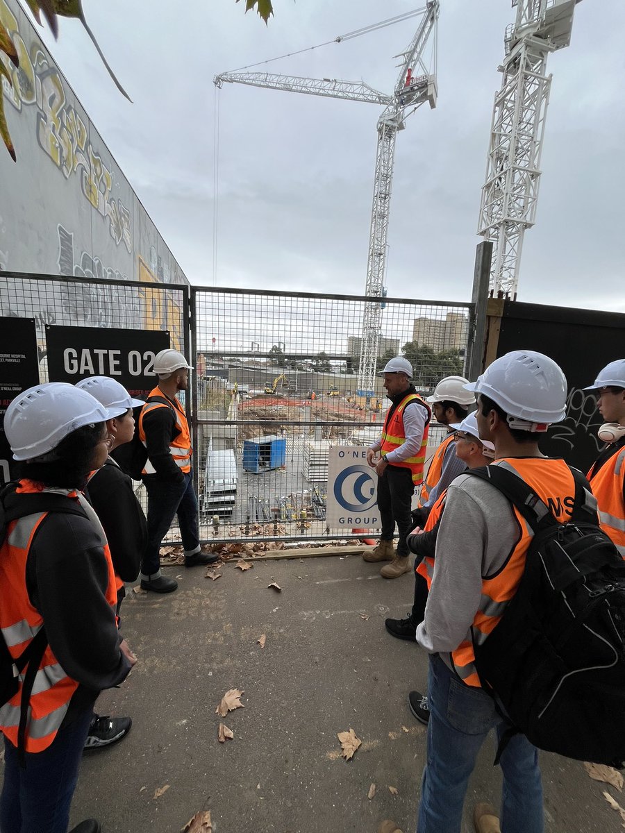 Our @FEITUniMelb students in CVEN90050 #Geotechnical #Engineering have the chance to visit a deep excavation to see in action the retaining wall solutions, construction sequence and practical considerations we learned about in the classrooms. Thank you hamiltonmarino.com.au!