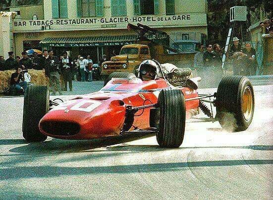 #FerrariFriday
Monaco GP 1967
#Ferrari 312
Chris Amon
Third position
