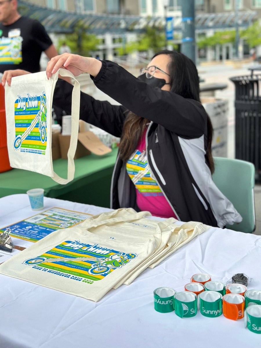 Day 1 is in the books! 📚 

Make sure you check out the #BikeToWhereverDay Virtual Swag Bag: buff.ly/3wDbSkL  

There's sweet deals and information about programming to help you save money and reduce your carbon footprint like @scvta's Guaranteed Ride Home.Thank you, VTA!