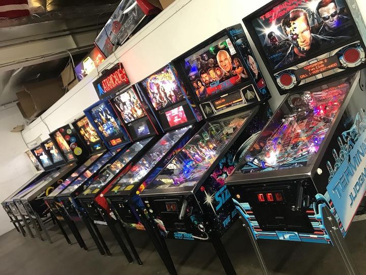 Every Game Room Deserves A Brilliant Pinball!! #arcadegames #gamerooms #RetroGaming #retrogamer #vintage #retro #gifts #giftideas #gamers #retrogames #giftsforher #giftsforhim #giftsfordad 818-246-2255