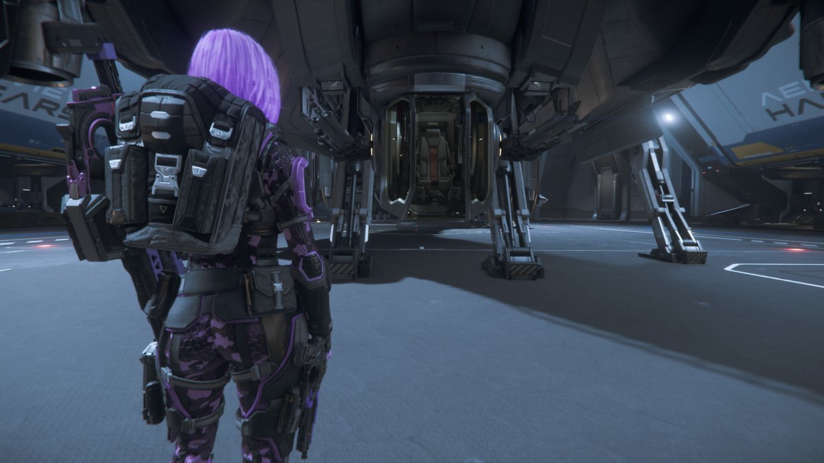 Introvert1sh's tweet image. OMG Becky!

Tali has some major changes.
1,2,3,4,5 s2 shields now!?!
Yet another ccu chain that won&apos;t become a Perseus.
#StarCitizen #Modularity #Retaliator