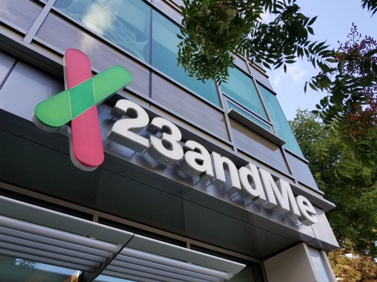 No, 23andMe didn't sell genetic data to the Chinese government. snopes.com/fact-check/23a…