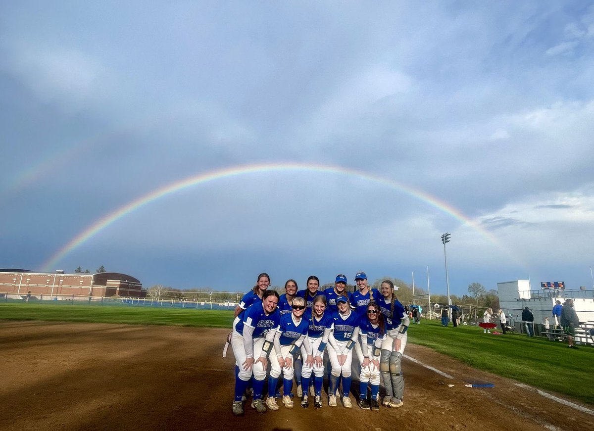 I had such a fun high school season!Thank you to my teammates &amp; coaches for having my back! <a href="/tdraves/">Tony Draves</a> <a href="/BriePasquale/">Brie Pasquale</a> <a href="/WarrenWave18UKL/">Warren Wave 18U KL</a> <a href="/JohnsburgSBall/">Johnsburg Softball</a> 
30 games- 25 pitched
149.2 innings pitched
2,215 pitches
25 walks (20 less than last year)
87 strikeouts (28 more than last year)