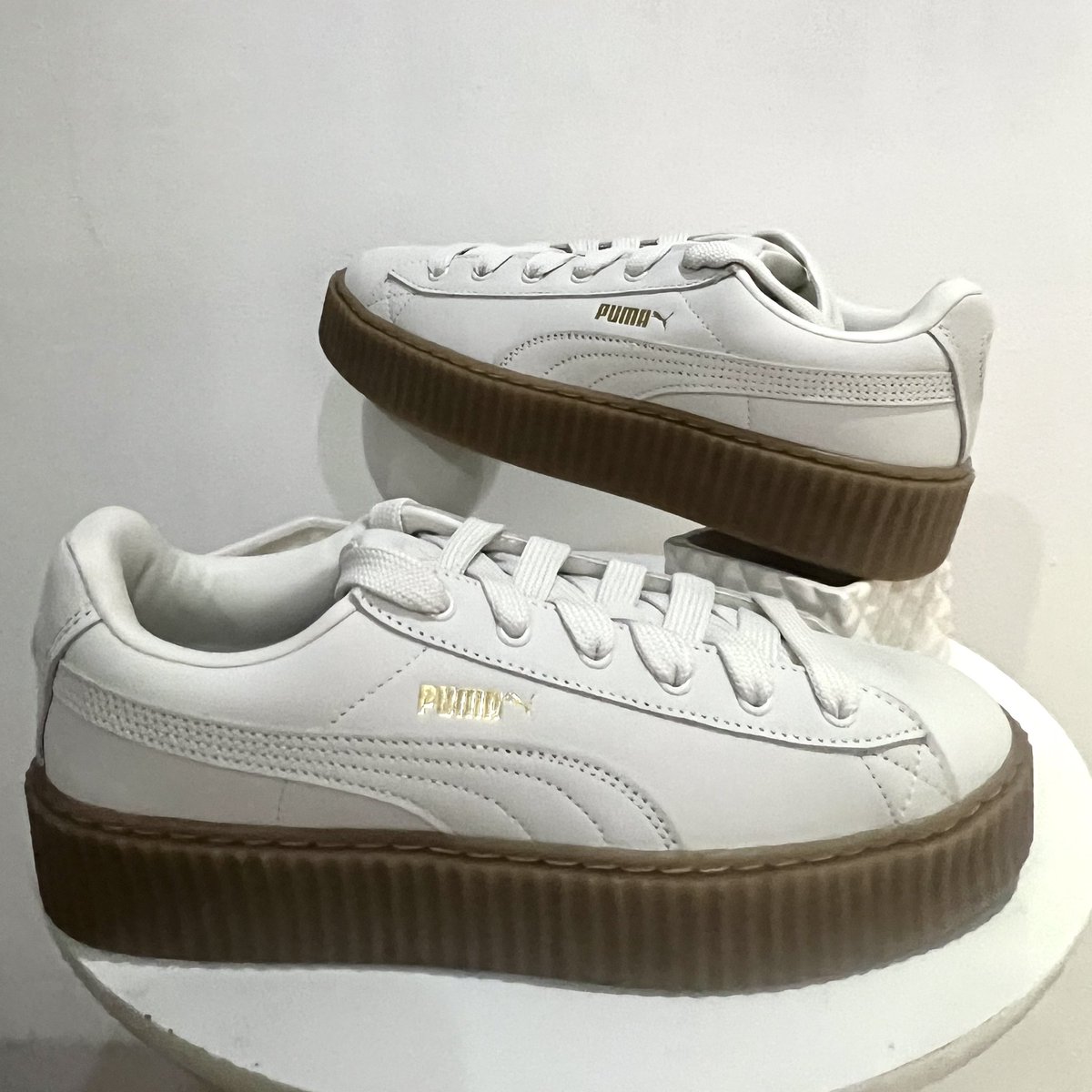 balnavy's tweet image. I&apos;m freaking out!!! I love u @rihanna ❤️
#FENTYXPUMA
