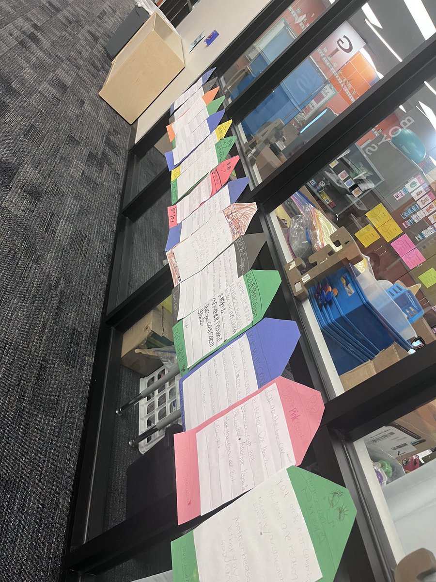 When the crayons quit we persuade them why they are the BEST color in the box 🫶🏻🖍️ @BrosnahanES #BroncoTough #FirstGradeBroncos