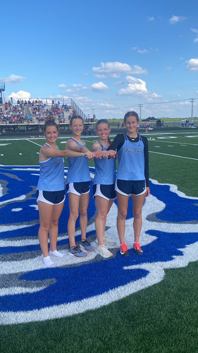 Girls 4x800 punches their ticket to state taking 3rd, way to go Avery, Claire, Meredith, and Anna