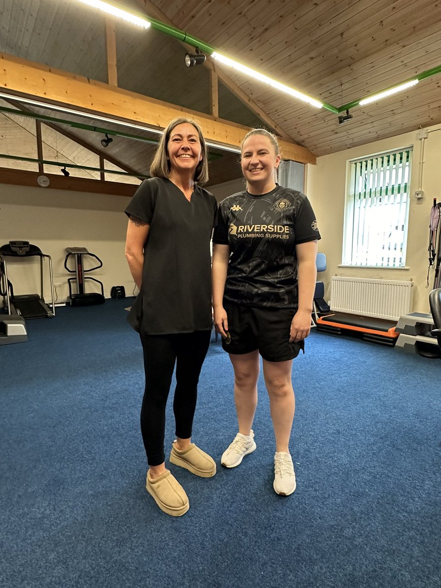 We had <a href="/WiganWarriorsRL/">Wigan Warriors 🍒⚪️</a> Women’s vice captain <a href="/rachelthompson6/">Rachel Thompson</a> join us today.Rachel had a massage with Faye our therapist last week, and was back for another one this week, ready for the game at the weekend. Best wishes to both teams in their respective semi finals at the weekend