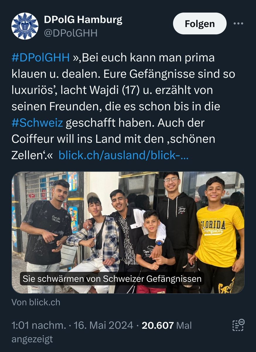 ...aber er merkt es offenbar nicht 👇🏽