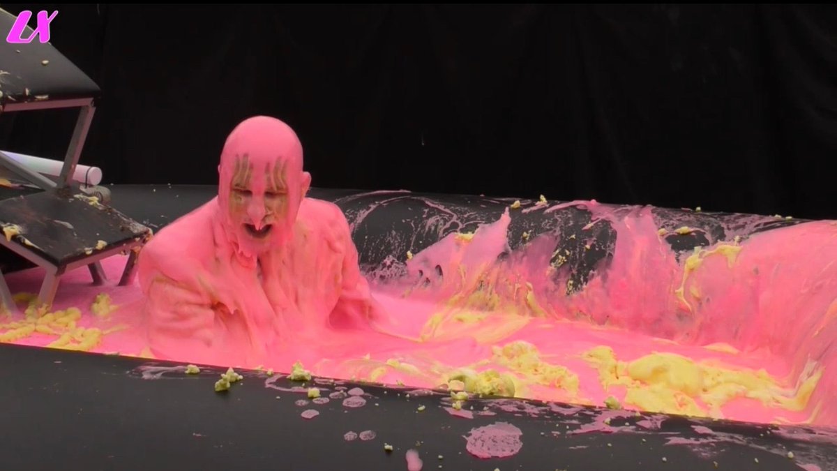 InGunge's tweet image. So me and @CallumLeighUK are sat preparing for a @MessyWorldGirls shoot tomorrow and have worked out I’ve been sent down and gunged in the PLUNGA a whopping total of 19 TIMES!!! 🤯 💦 Although I need to make it at least 20 to be happy haha #gunge #gunged #gunging