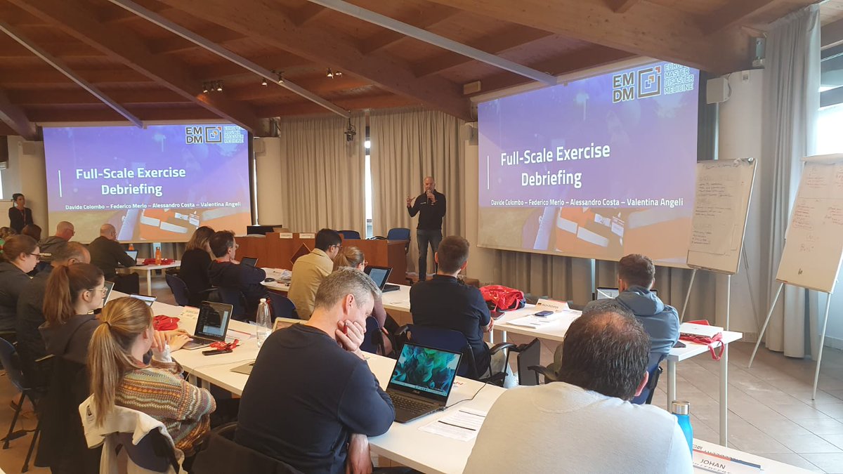 CRIMEDIM's tweet image. Today, #EMDM students attended a workshop on Ethics led by Donal O'Mathuna and Adamu Addissie and the Full Scale Exercise Debriefing, to review the simulation's successes and areas for improvement. 
Find out more on dismedmaster.com
#CRIMEDIM #UPO #REGEDIM #VUB #EMDM2024