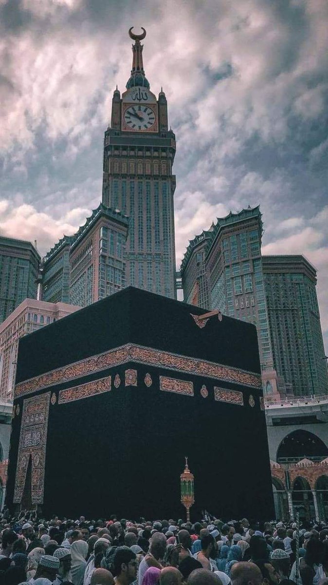 السلام و علیکم ورحمتہ اللہ وبرکاتہ ❤️ صبح بخیر 🌄🌄 جمعہ مبارک 🤲🤲 '-یااللّٰہ بس تو اپنی بارگاہ میں بُلند رکھنا دُنیا نظر سے گرائے یا آسمان سے کوئی فرق نہیں پڑتا..!!💜🤲