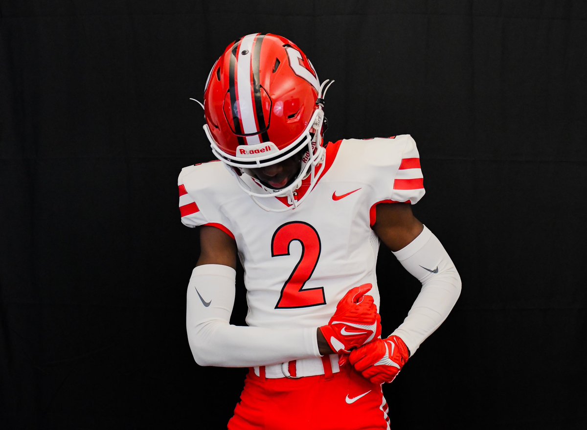stevenfamoyin7's tweet photo. After a great conversation with @JaredBackus1 I'm blessed to receive my first division 1 offer from cornell‼️ #yellcornell 

@CoachEFranklin @DanSwanstrom @BigRed_Football @CSmithScout @DAWGHZERECRUITS @CharlesPower @ChadSimmons_ @BrianDohn247 @GregSmithRivals @MohrRecruiting https://t.co/ZMumebBK2E