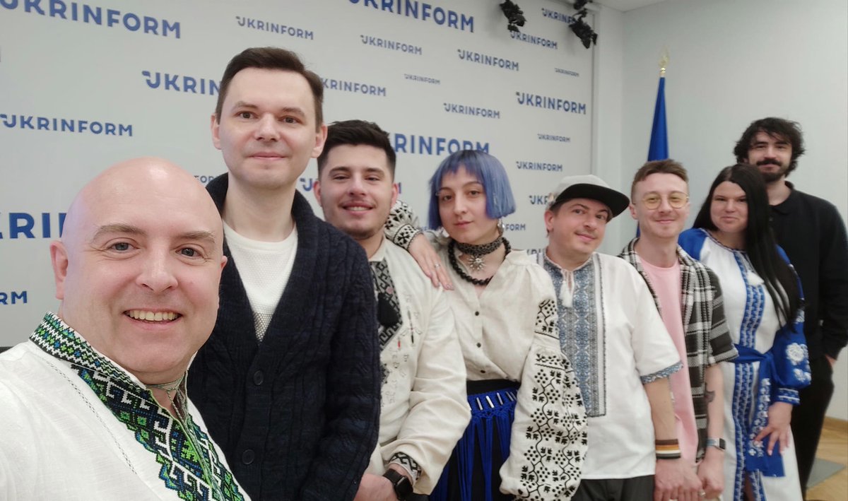 On the eve of the #IDAHOBIT we gathered at a media lunch organized by @AlGlobalKyiv. It was a rich and extremely important day when the LGBTIQ+ community and media of Ukraine met to discuss issues of equality, non-discrimination and inclusion. lgbti-consortium.org.ua/en/media/vid-b… @UKRINFORM