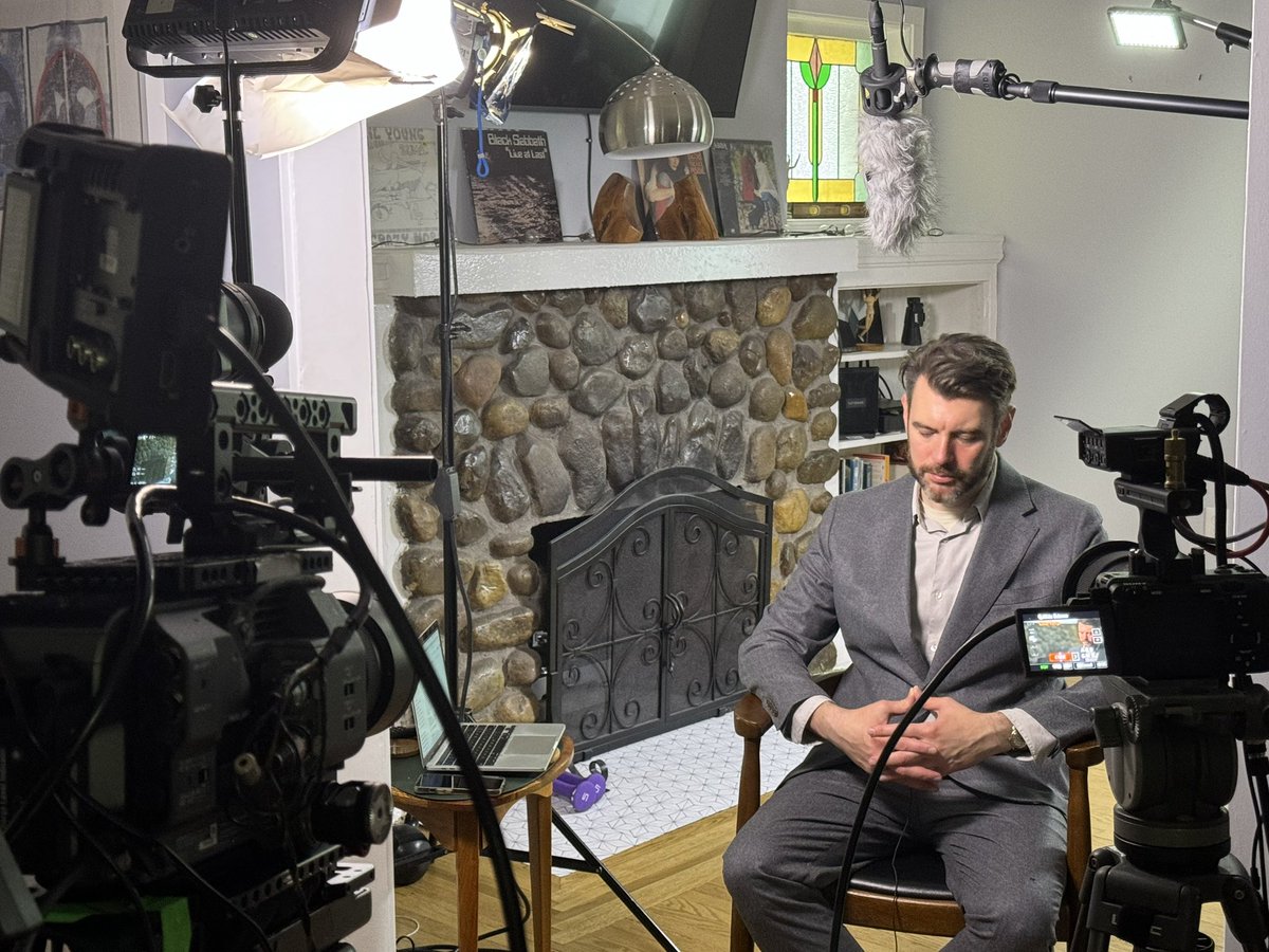 Kelly Chase (@ufo_rabbit_hole) on Twitter photo Jay enjoying a moment of quiet contemplation before bringing the 🔥
So excited to be sharing a sneak peak of The Beyond at <a href="/CITDConference/">CONTACT in the DESERT</a> on May 31st!
#UFOTwitter #UFOX Jay enjoying a moment of quiet contemplation before bringing the 🔥
So excited to be sharing a sneak peak of The Beyond at <a href="/CITDConference/">CONTACT in the DESERT</a> on May 31st!
#UFOTwitter #UFOX