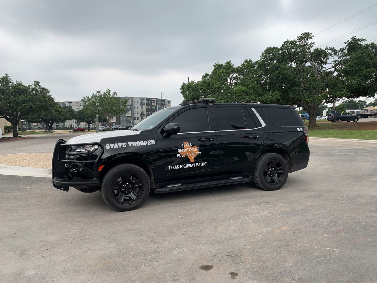 DPS is set to graduate nine new canine detection and tracking teams later today, and we're excited for these new partners to take on their new roles at @TxDPS. Canine teams play an integral role in public safety, and our newest canine handlers are ready to protect and serve.